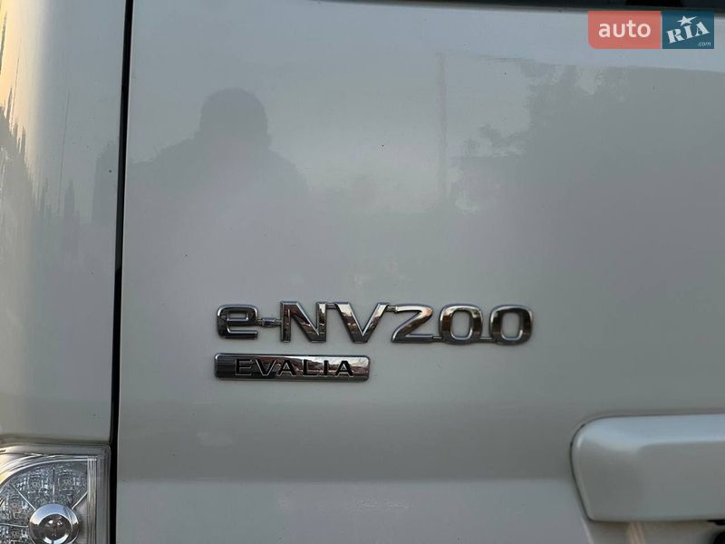 Минивэн Nissan e-NV200 2015 в Киеве