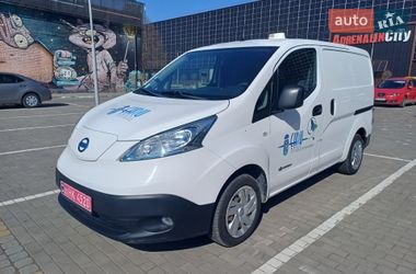 Грузовой фургон Nissan e-NV200 2019 в Луцке