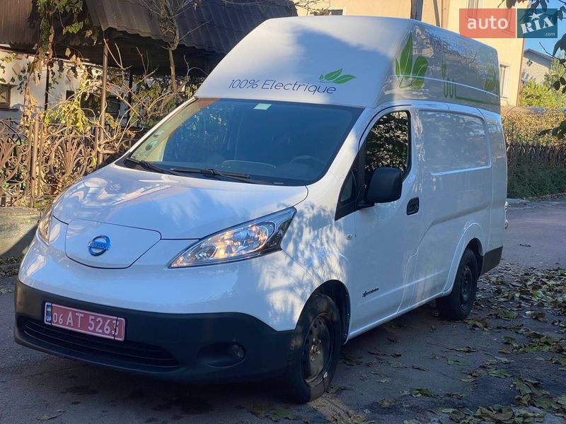 Грузовой фургон Nissan e-NV200 2019 в Житомире