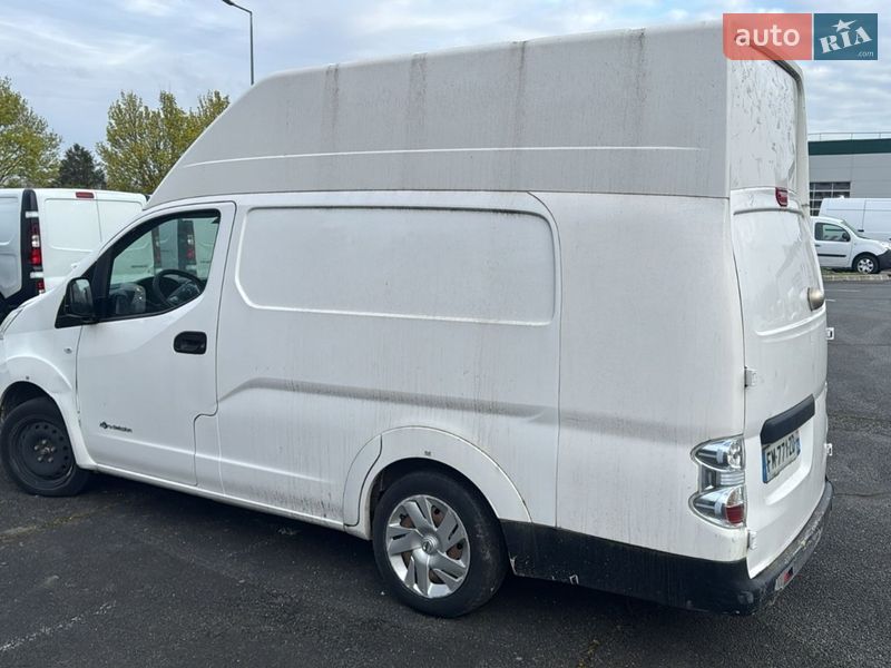 Грузовой фургон Nissan e-NV200 2019 в Житомире