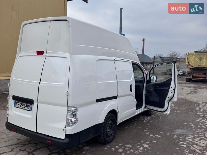 Грузовой фургон Nissan e-NV200 2019 в Житомире