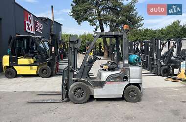 Вилочний навантажувач Nissan FG 2006 в Києві