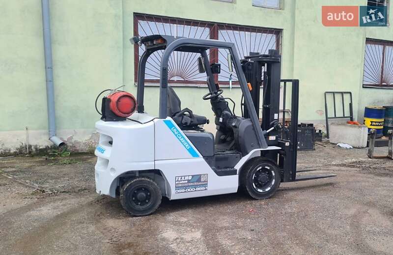 Вилочний навантажувач Nissan FG 2016 в Харкові