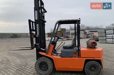 Вилочный погрузчик Nissan FG 1994 в Владимире
