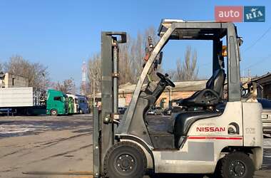 Вилочний навантажувач Nissan FG 2012 в Києві
