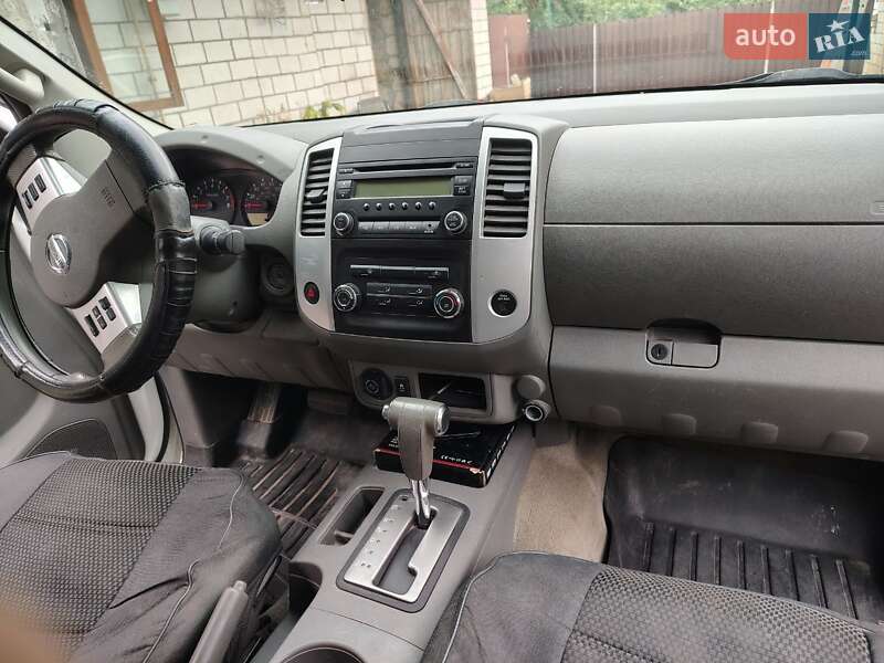 Пікап Nissan Frontier 2016 в Вінниці