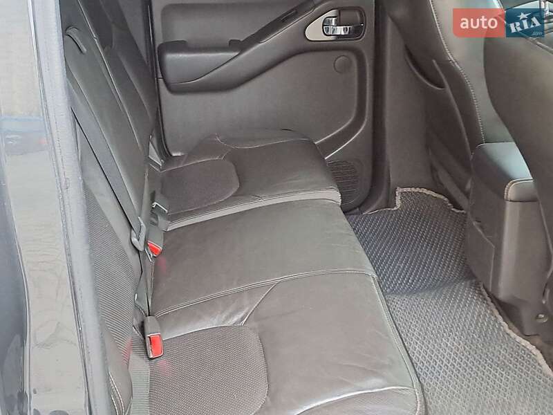 Пикап Nissan Frontier 2014 в Одессе