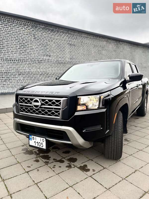 Nissan Frontier 2023