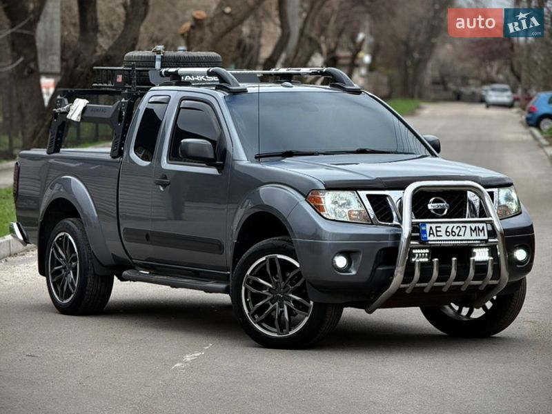 Пикап Nissan Frontier 2017 в Запорожье