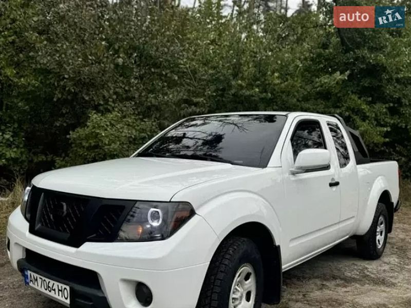 Пикап Nissan Frontier 2017 в Житомире