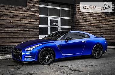 Купе Nissan GT-R 2013 в 