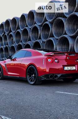 Купе Nissan GT-R 2012 в Одесі