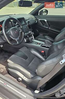 Купе Nissan GT-R 2008 в 