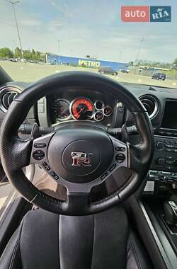 Купе Nissan GT-R 2008 в 