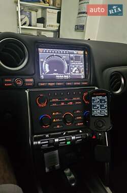 Купе Nissan GT-R 2008 в 