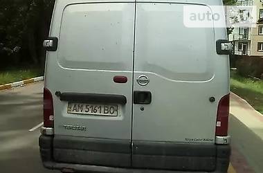 Грузопассажирский фургон Nissan Interstar 2004 в Киеве