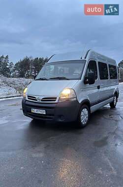 Грузопассажирский фургон Nissan Interstar 2006 в Новояворовске