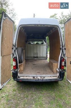 Грузовой фургон Nissan Interstar 2006 в 