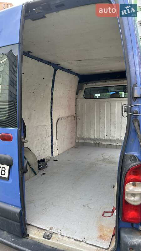 Другие грузовики Nissan Interstar 2004 в Киеве