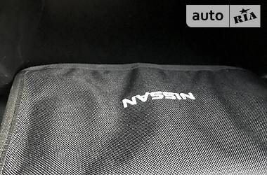 Внедорожник / Кроссовер Nissan Juke 2015 в 