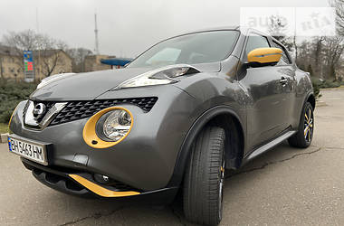 Позашляховик / Кросовер Nissan Juke 2017 в 
