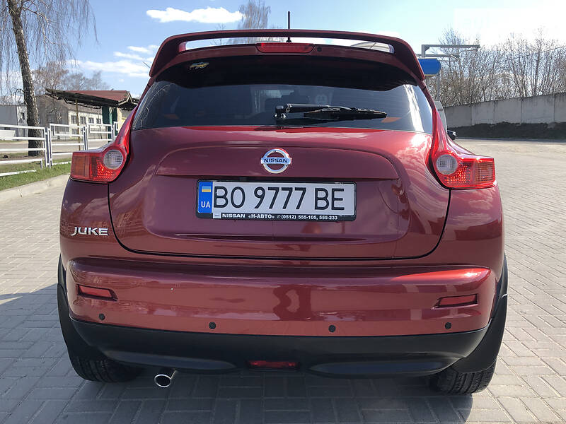 Позашляховик / Кросовер Nissan Juke 2014 в Тернополі
