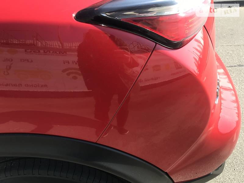 Позашляховик / Кросовер Nissan Juke 2018 в Києві