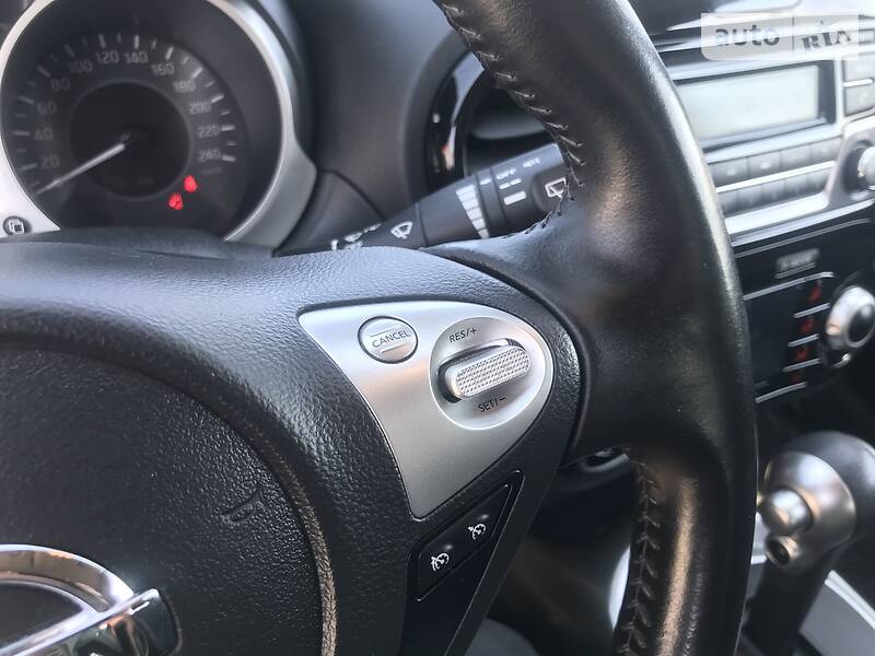 Позашляховик / Кросовер Nissan Juke 2018 в Києві