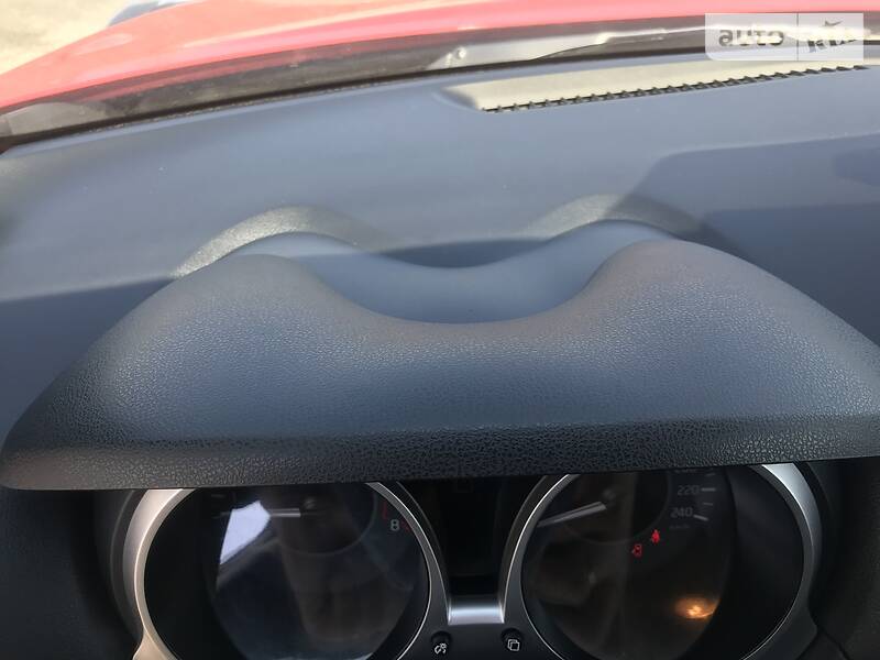 Позашляховик / Кросовер Nissan Juke 2018 в Києві