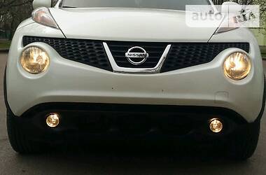 Позашляховик / Кросовер Nissan Juke 2011 в 