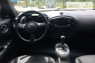 Позашляховик / Кросовер Nissan Juke 2015 в 