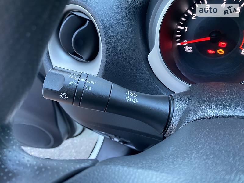 Позашляховик / Кросовер Nissan Juke 2018 в Києві фото 38 Позашляховик / Кросовер Nissan Juke 2018 в Києві