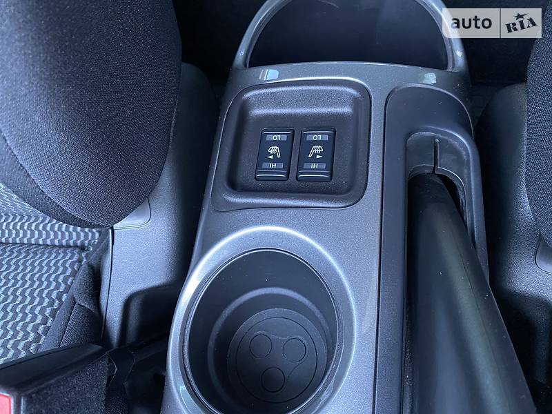 Позашляховик / Кросовер Nissan Juke 2018 в Києві фото 45 Позашляховик / Кросовер Nissan Juke 2018 в Києві