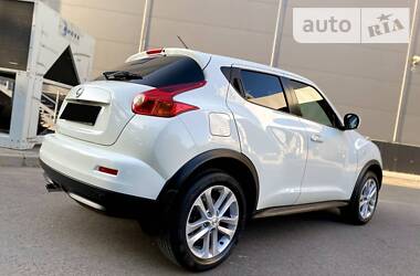 Внедорожник / Кроссовер Nissan Juke 2012 в Киеве