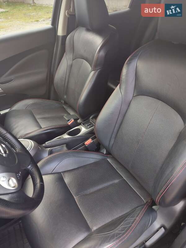 Внедорожник / Кроссовер Nissan Juke 2012 в Луцке фото 5 Внедорожник / Кроссовер Nissan Juke 2012 в Луцке