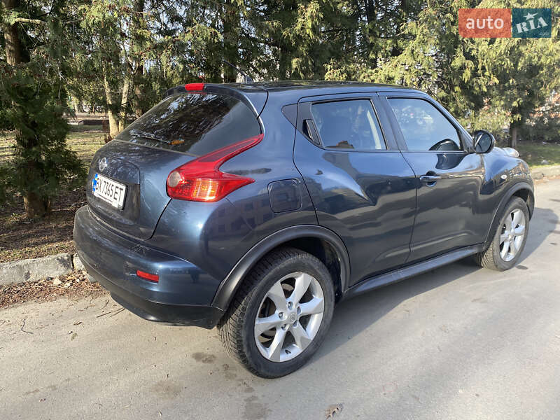 Позашляховик / Кросовер Nissan Juke 2011 в Шепетівці