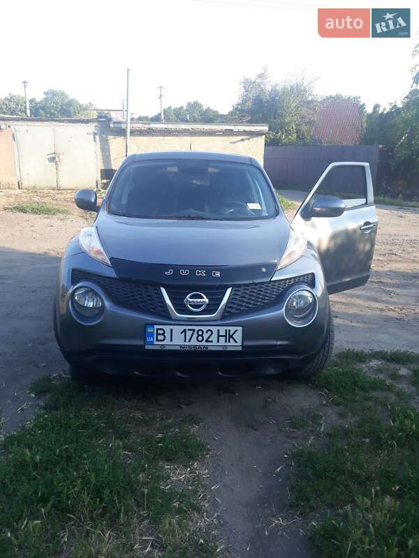Внедорожник / Кроссовер Nissan Juke 2014 в Лозовой