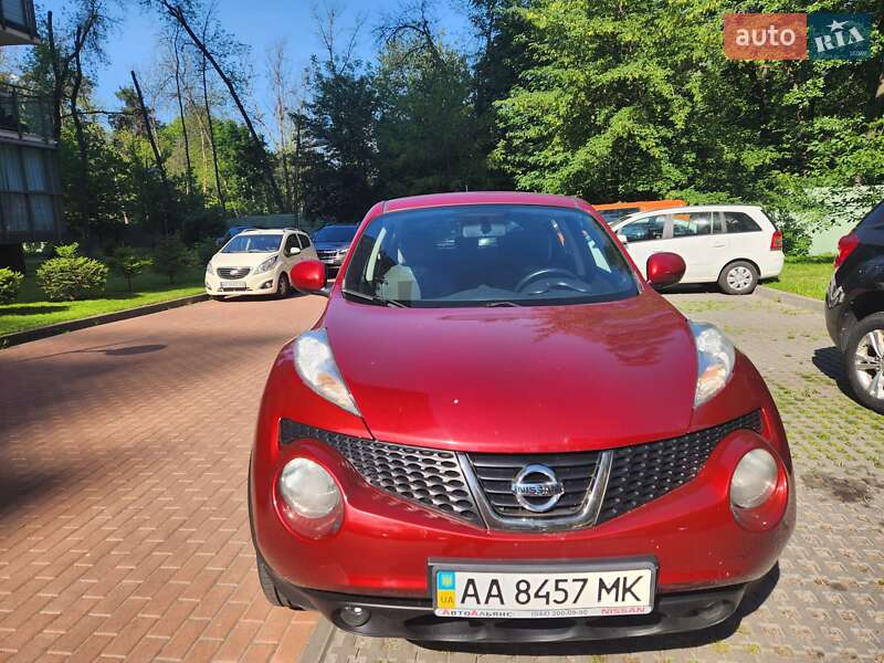 Позашляховик / Кросовер Nissan Juke 2012 в Києві