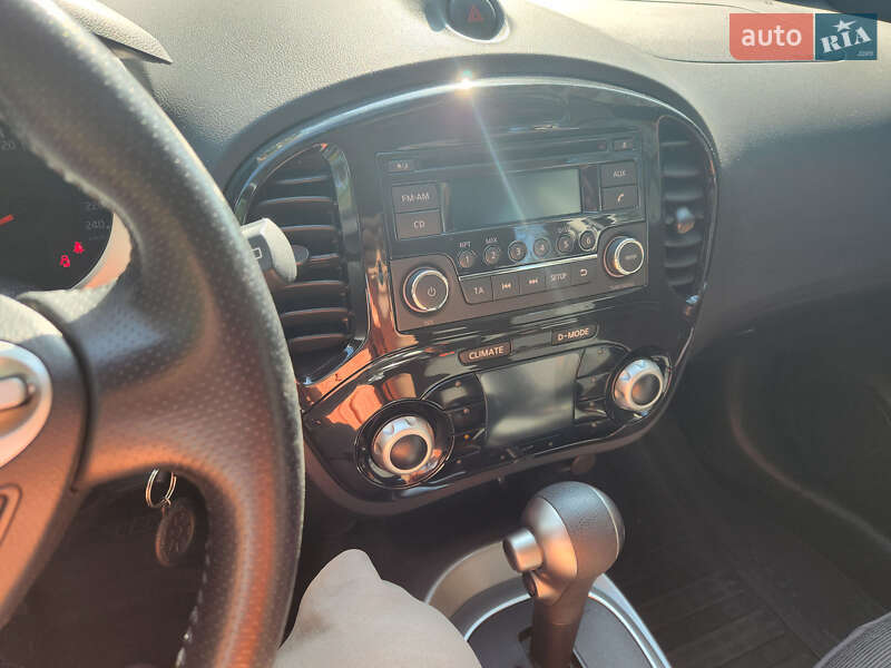 Позашляховик / Кросовер Nissan Juke 2012 в Києві
