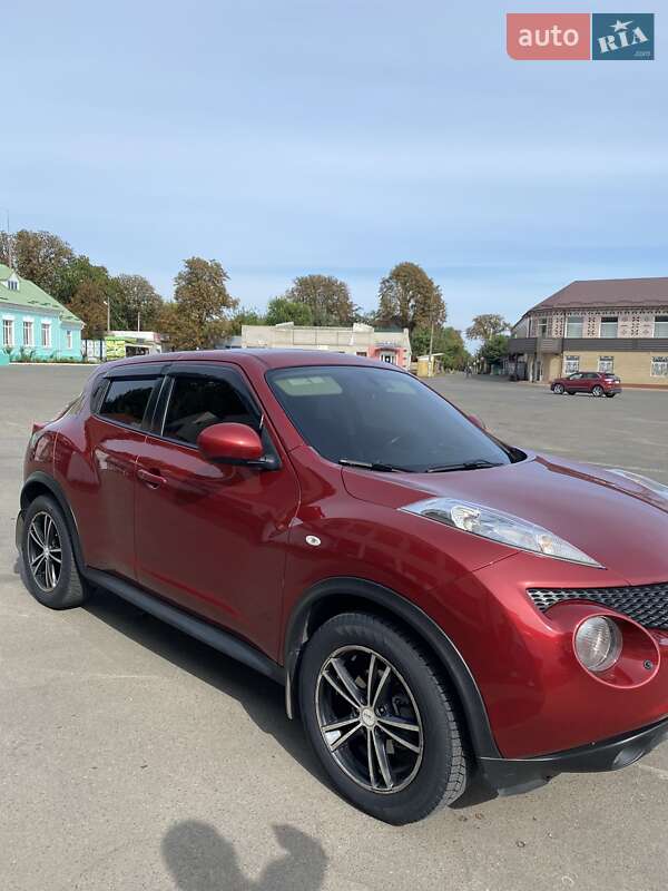 Внедорожник / Кроссовер Nissan Juke 2012 в Гайвороне