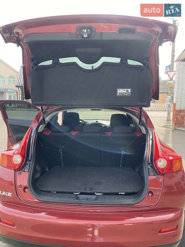 Внедорожник / Кроссовер Nissan Juke 2012 в Гайвороне