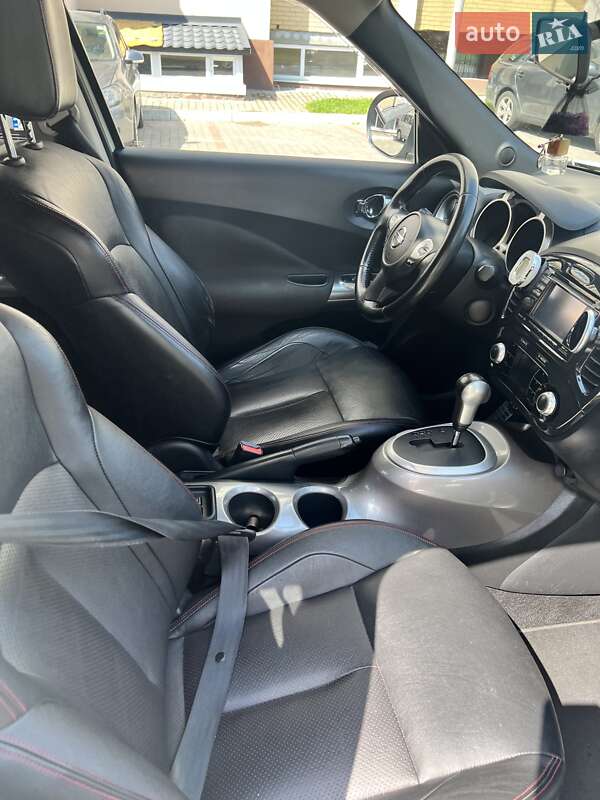 Внедорожник / Кроссовер Nissan Juke 2011 в Луцке