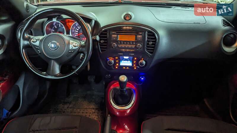 Позашляховик / Кросовер Nissan Juke 2010 в Львові