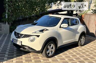 Позашляховик / Кросовер Nissan Juke 2018 в 