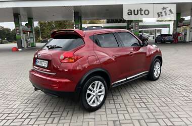 Внедорожник / Кроссовер Nissan Juke 2013 в 