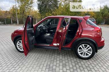 Внедорожник / Кроссовер Nissan Juke 2013 в 