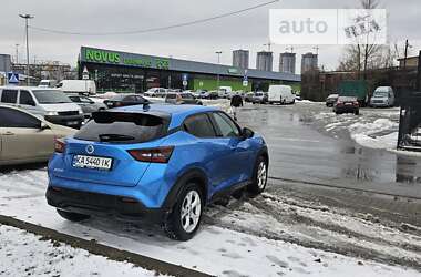 Внедорожник / Кроссовер Nissan Juke 2022 в Киеве