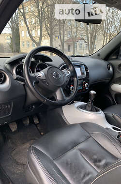 Внедорожник / Кроссовер Nissan Juke 2012 в Глухове