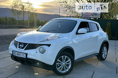 Позашляховик / Кросовер Nissan Juke 2011 в Хусті