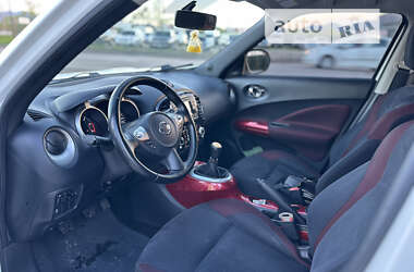 Внедорожник / Кроссовер Nissan Juke 2011 в Хусте